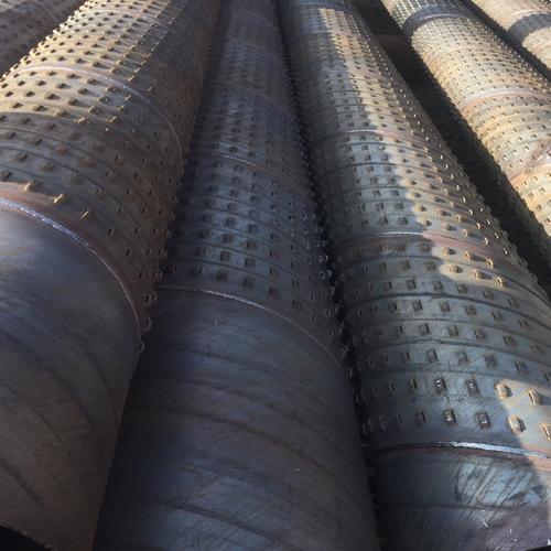 龙岩孔式滤水管的材质选择